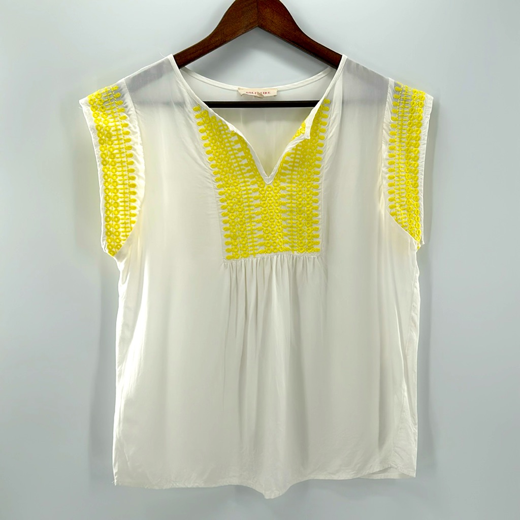 Solitaire Blouse Size Small